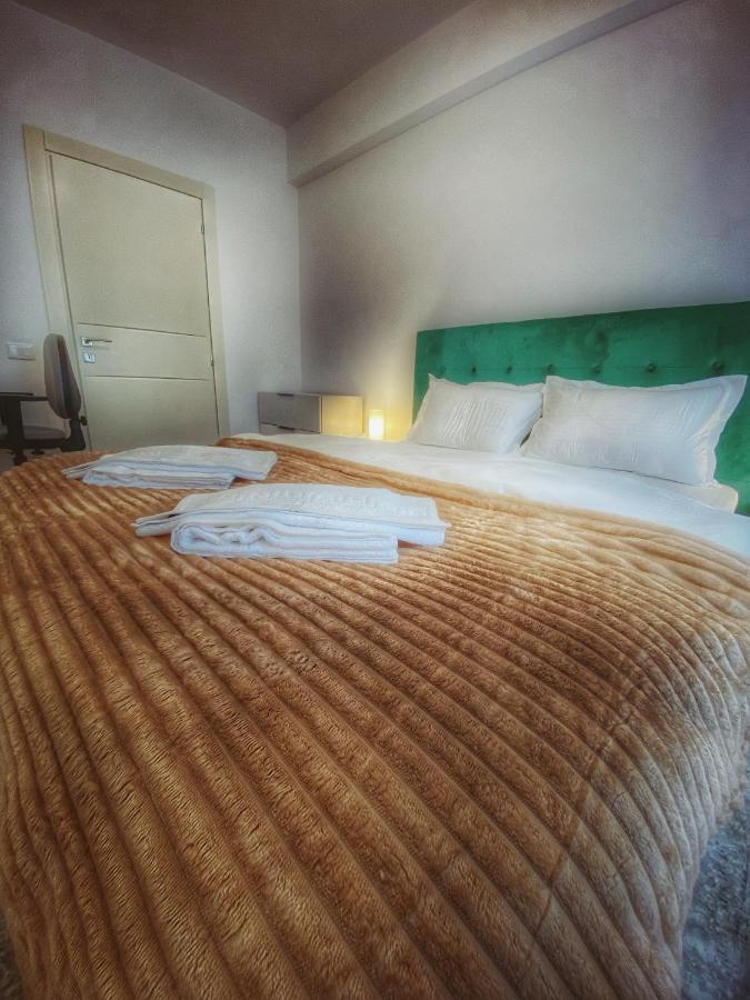Homey Apartament 2 Rooms Palas Mall Яссы Экстерьер фото